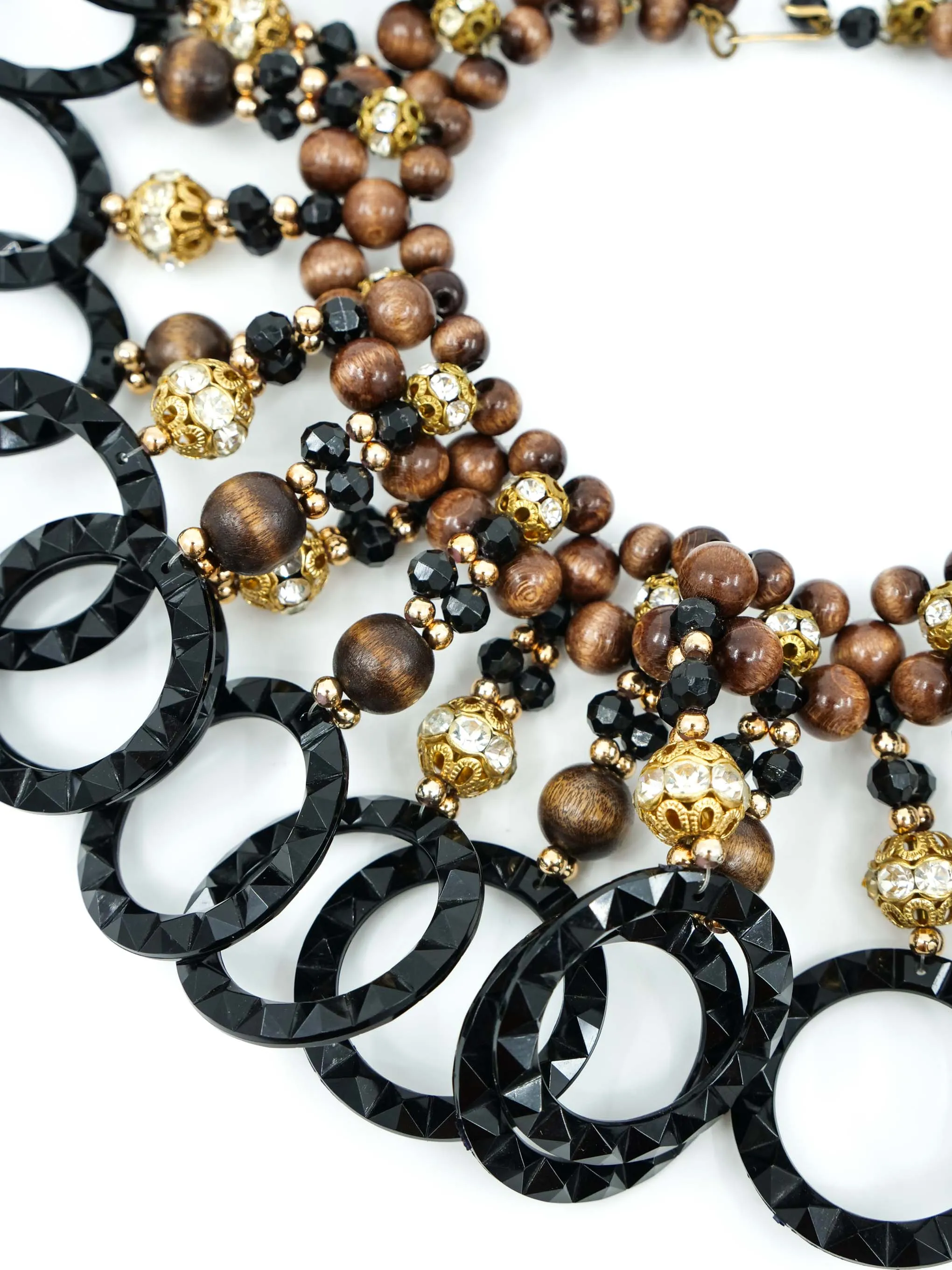 1960s Beaded Plastic Ring Collar