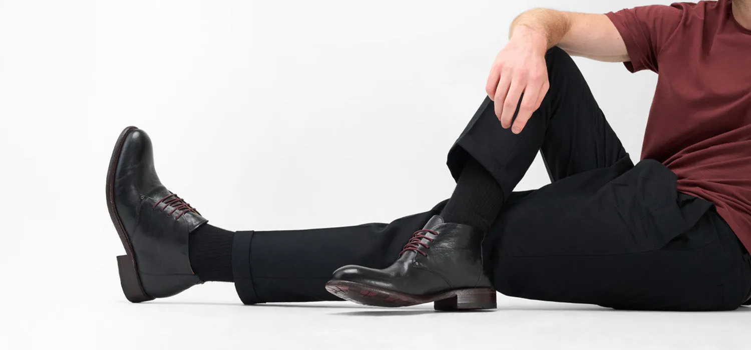 KNIGHTON jade-black chukka boots.
