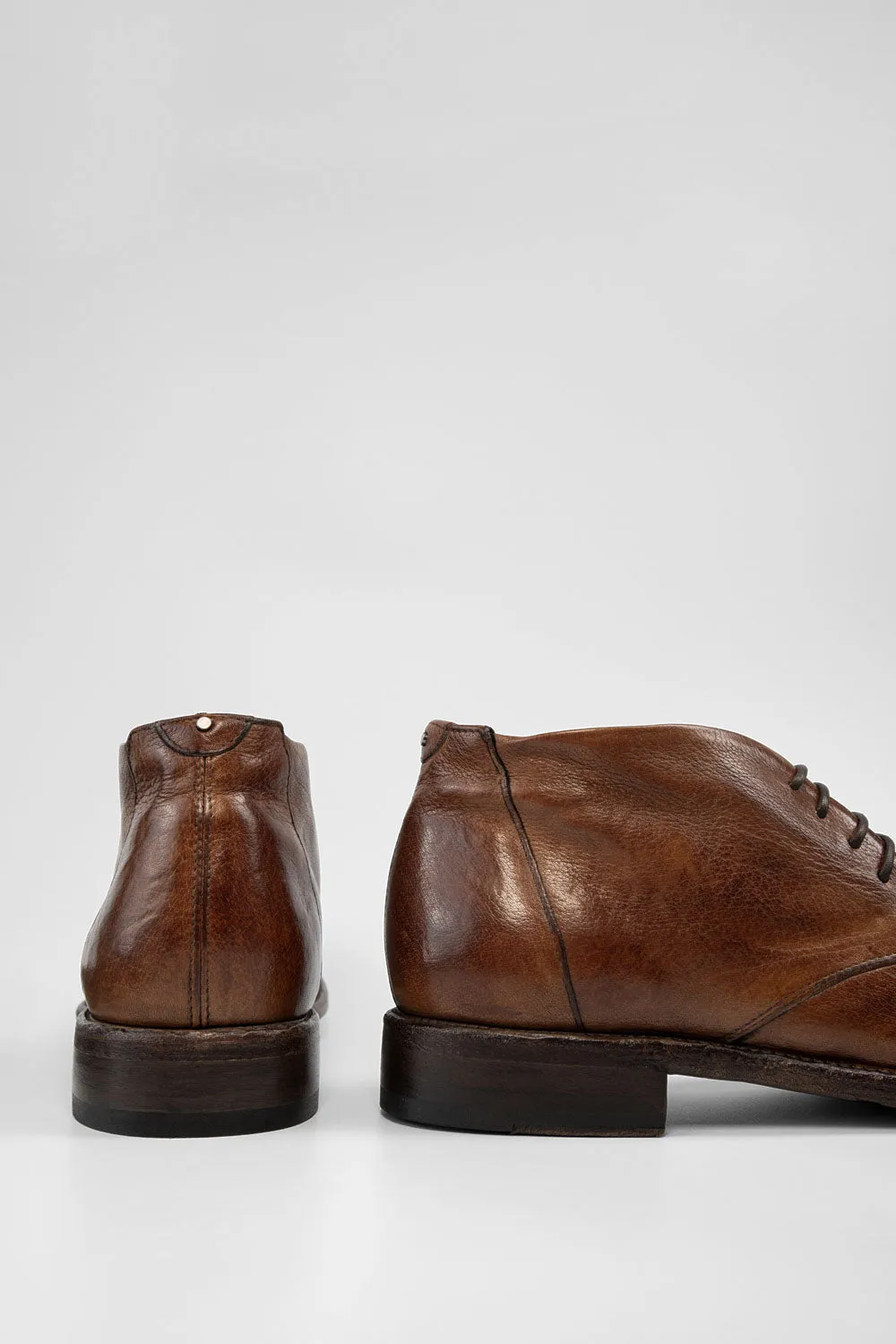 KNIGHTON tawny-brown chukka boots.