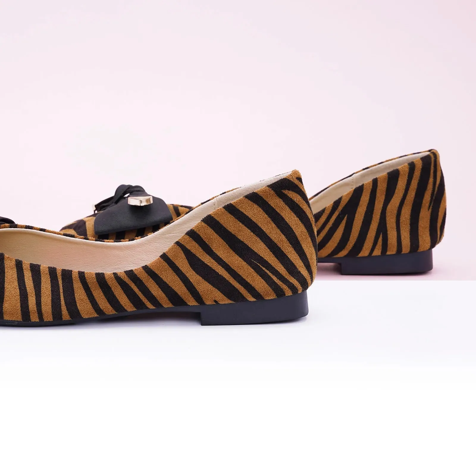 Metal Bowknot Square Flats Tiger