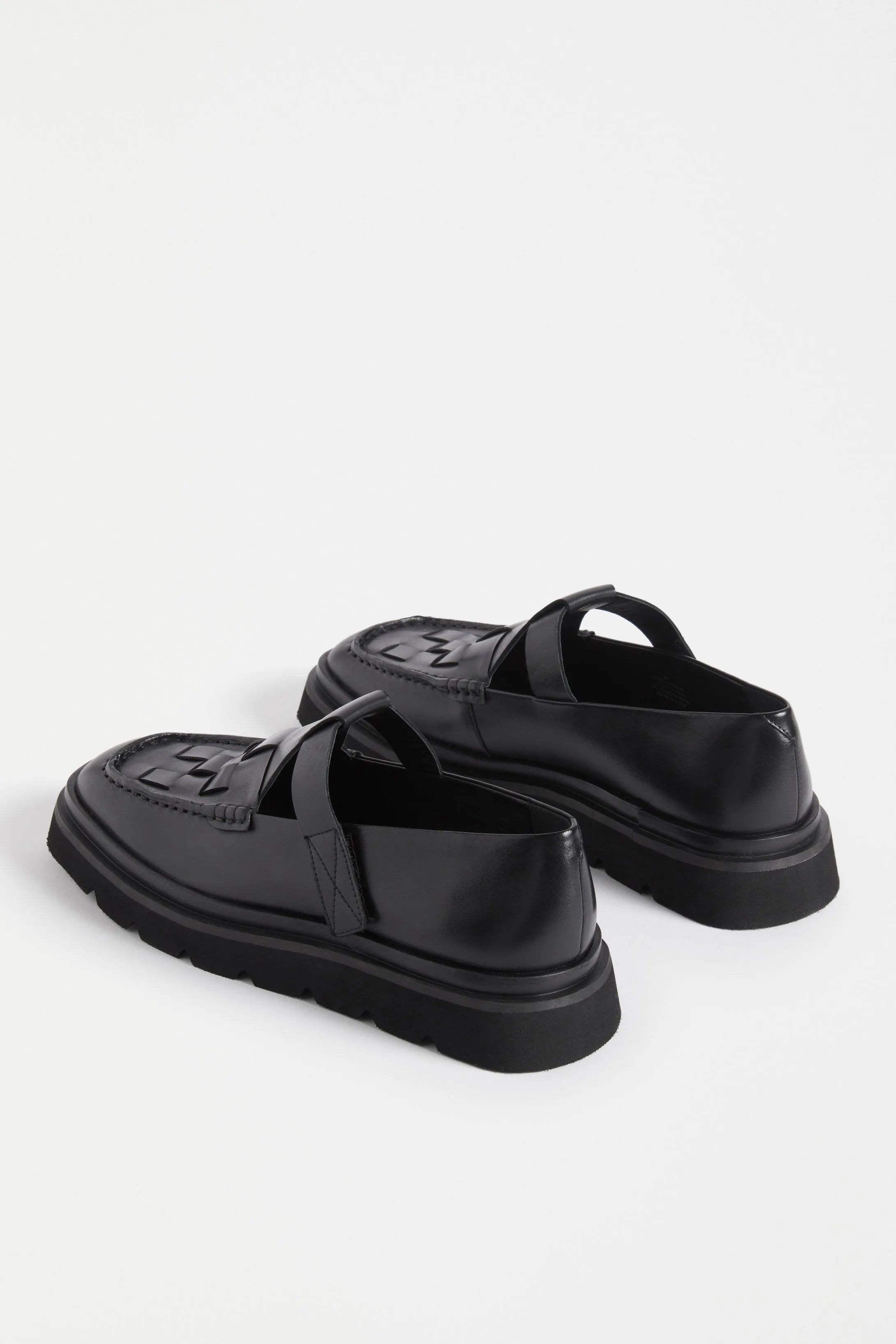 Vadna Loafer